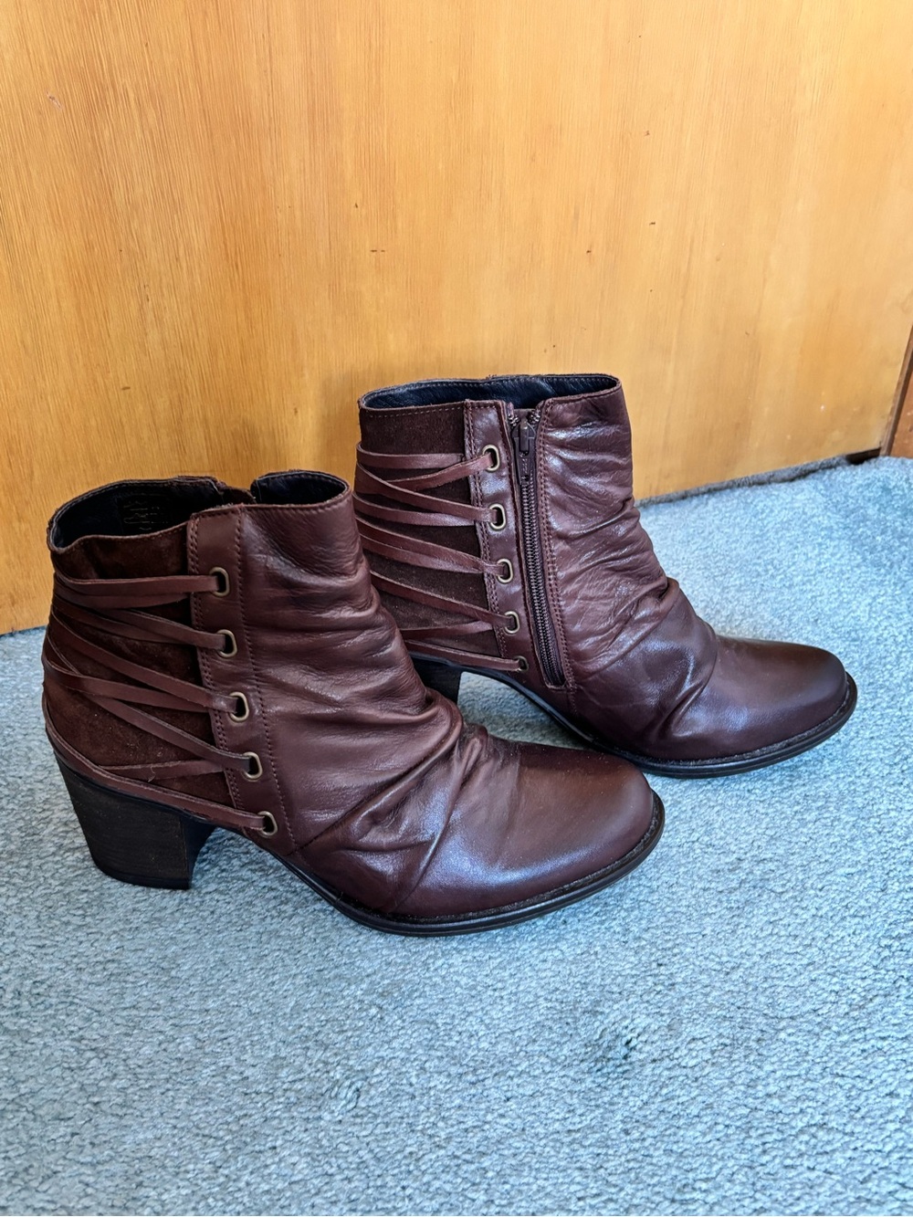 Miz Mooz Women's Brown Leather Ankle Boots with Side Zip